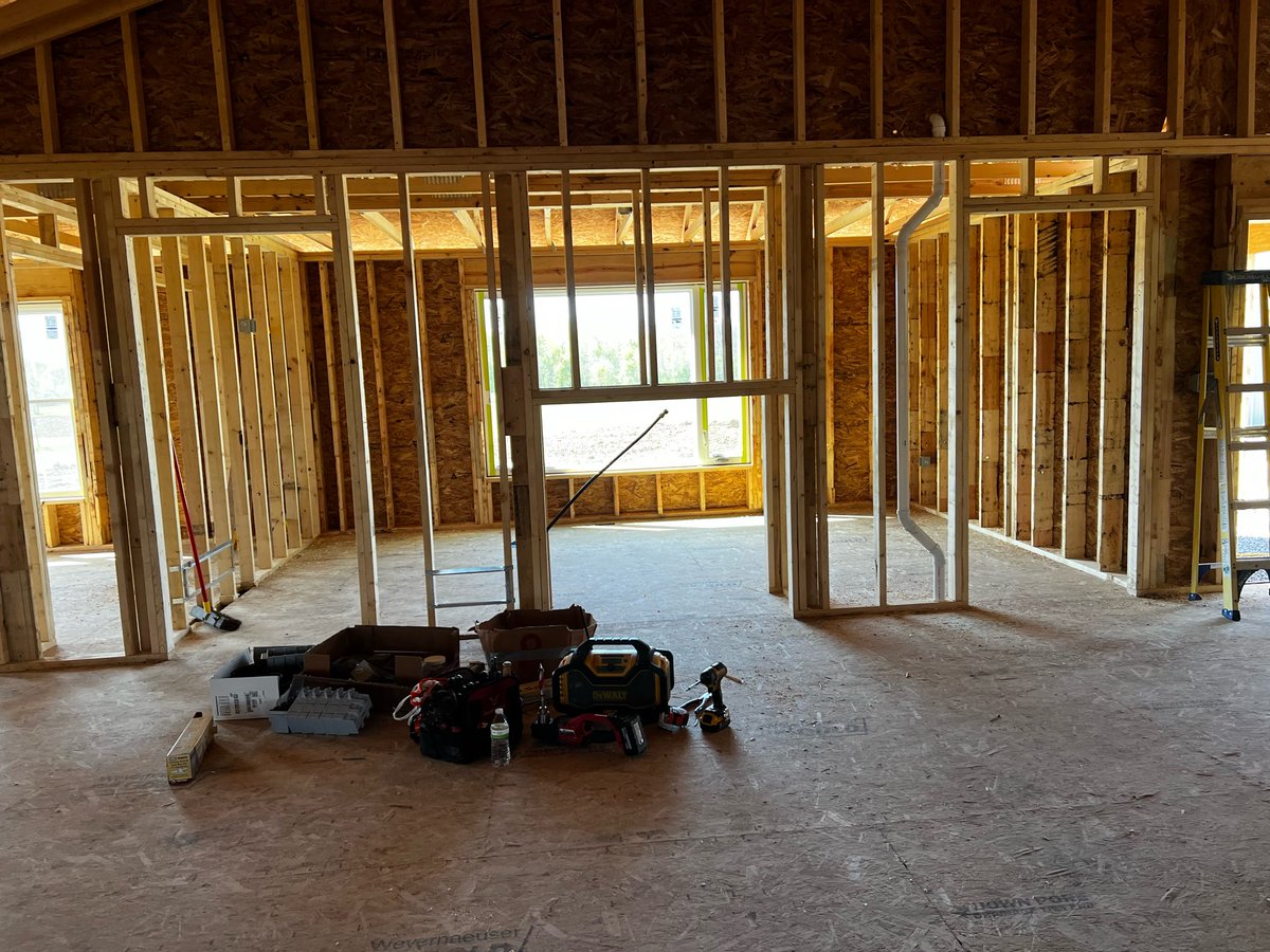 doylehomes's tweet photo. Chuck &amp; Pat have been FRAMED! Let us get you on the schedule today! https://t.co/uxC1bP1D7E (419) 991-HOME https://t.co/iZLNdCOJP0
