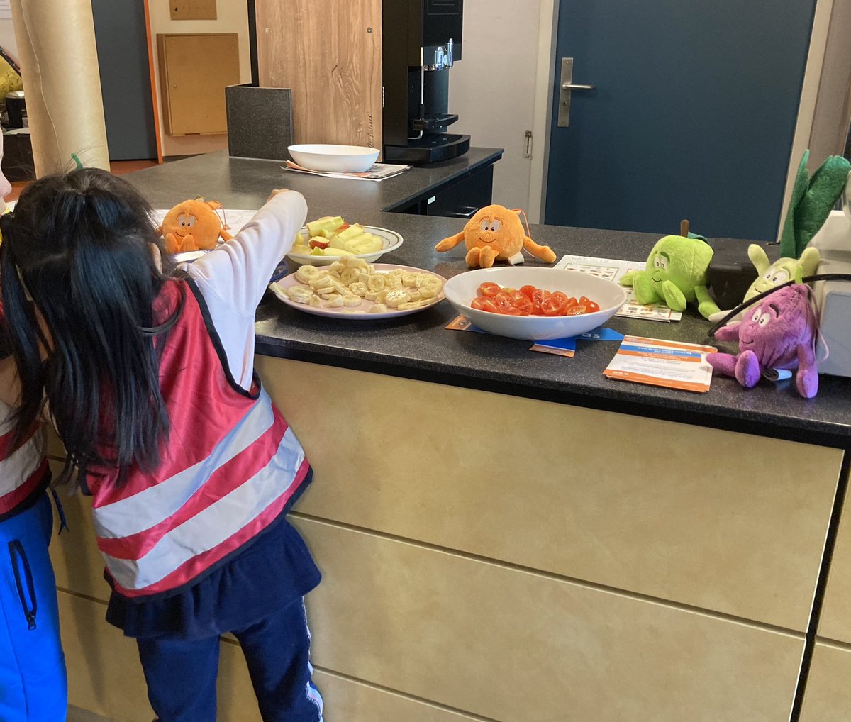 Vorige week was de PurVak, een mooie Purmerendse activiteit. Honderden kinderen deden mee. Jancor, Johan en Brandon van SPURD gaven mij een rondleiding in De Kraal tijdens een van de vele activiteiten. Complimenten voor dit geweldige spektakel.