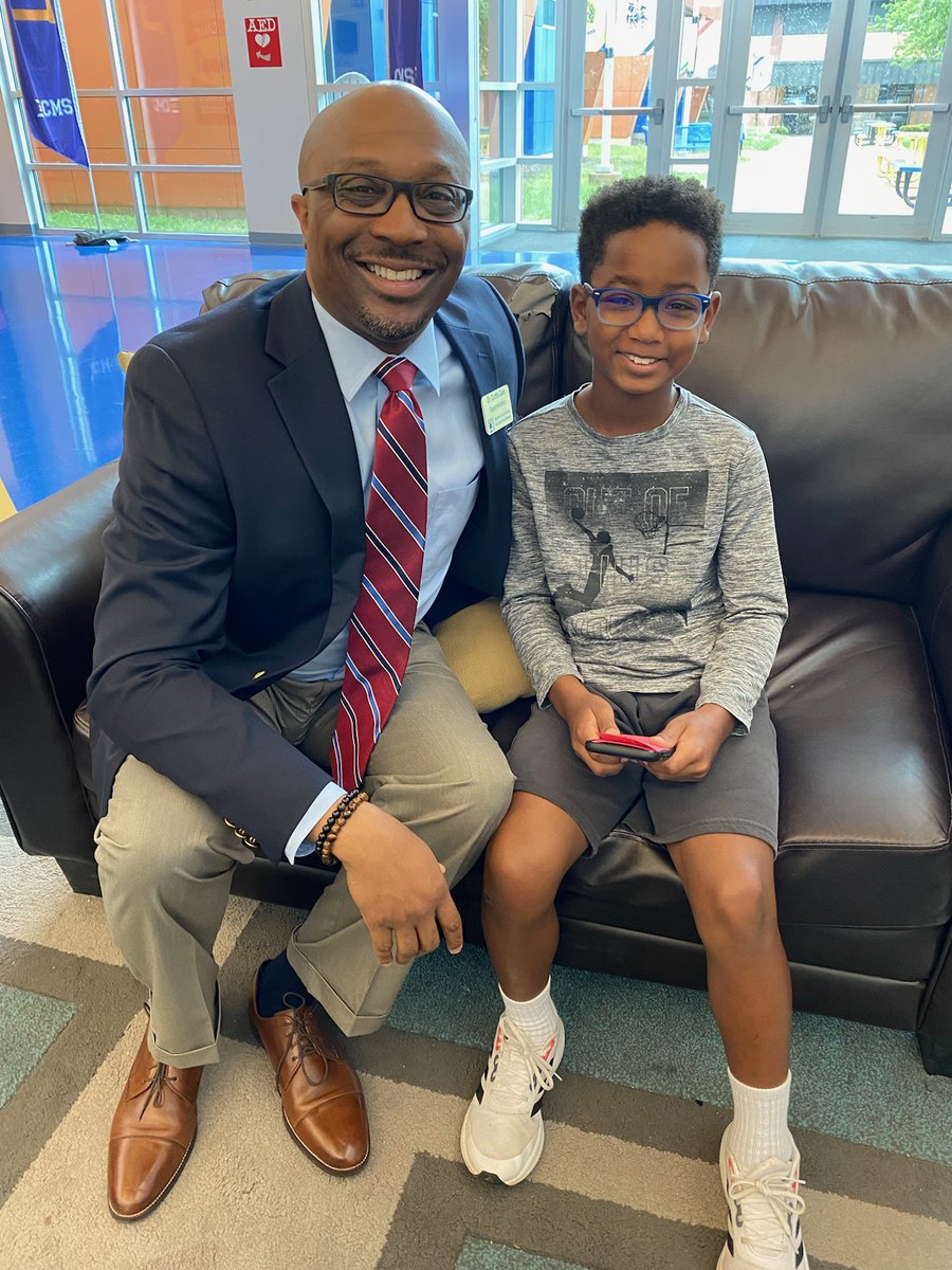 Had a great meeting with students at Crestview Middle this morning.  While waiting on them, I had an opportunity to visit with this young man. #ListenLearnLead