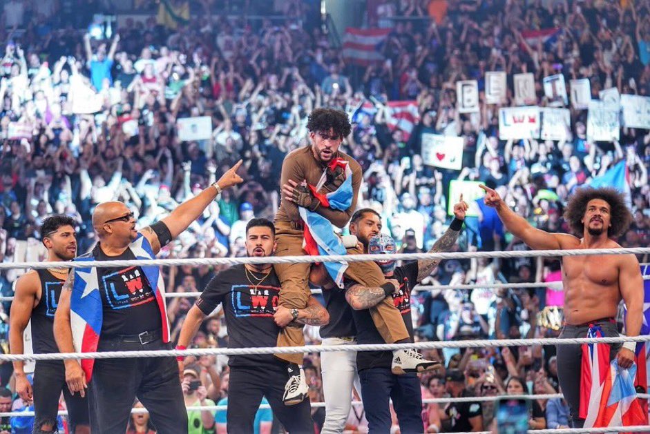 DeRubensP's tweet photo. La WWE anuncia, que el evento de este fin de semana #WWEBacklash rompe récords para un evento internacional. 🐰 es parte fundamental de estos números. Aquí un hilo con algunas celebridades (fuera del deporte), que han ayudado a aumentar la audiencia de la lucha en EE. UU. 🧵 https://t.co/td06ARaERW