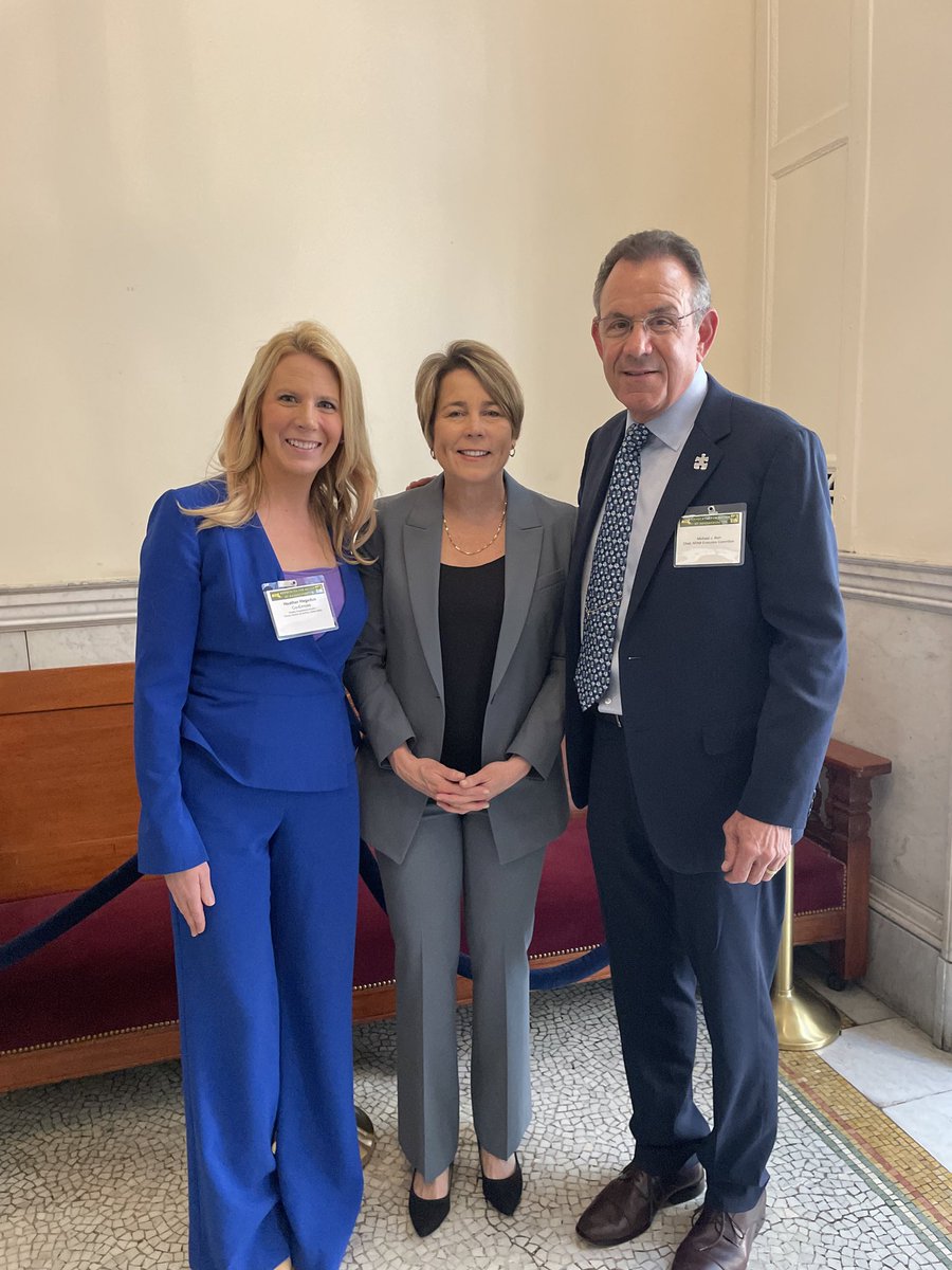 Thanks <a href="/maura_healey/">Maura Healey</a> <a href="/SenJoanLovely/">Sen. Joan B. Lovely</a> @KarenSpilka for making the time to hear our families’ needs. Low workforce pay, lack of services, long waitlists, &amp; progs that aren’t inclusive all prevent 
ppl w/autism from living up to their potential &amp; being productive members of society.
