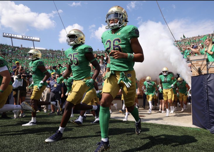 After a great conversation with Coach Mickens,I am blessed to receive an offer from the University of Notre Dame!! #blessed #grateful @CoachMickens @QHHSFBCoachG @Qhhsfbfabela @recruitcoachmc @GregBiggins @adamgorney @BrandonHuffman