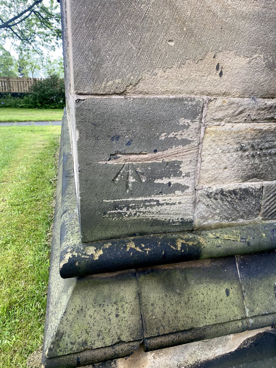 HellingtonBoots's tweet image. Carlton Church, which I have photographed many times on runs and walks, is host to an OS Benchmark. Popped into the grounds to find it during my trot today. And found a lovely memorial bench too. 
#LegsAndLaces #OSBenchmark #CutMark