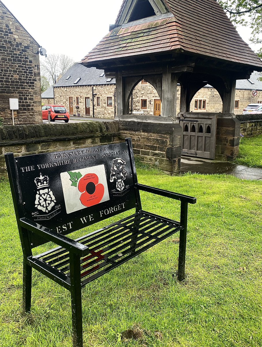 HellingtonBoots's tweet image. Carlton Church, which I have photographed many times on runs and walks, is host to an OS Benchmark. Popped into the grounds to find it during my trot today. And found a lovely memorial bench too. 
#LegsAndLaces #OSBenchmark #CutMark