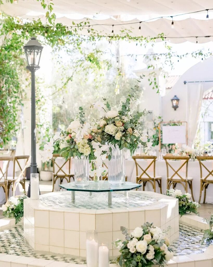 Dreamiest setting at @villavinewedding ✨ 

Planning + Design + Florals: @burlapandbordeaux
Venue: @villandvineweddings
Photography: @rewindphotographysb
Backdrop: @dreamsamerica
DJ: @djzekesb
Cake + Desserts: @chefsvengarrett

#weddingflowers #weddingflowersdecor #wedding_fl…