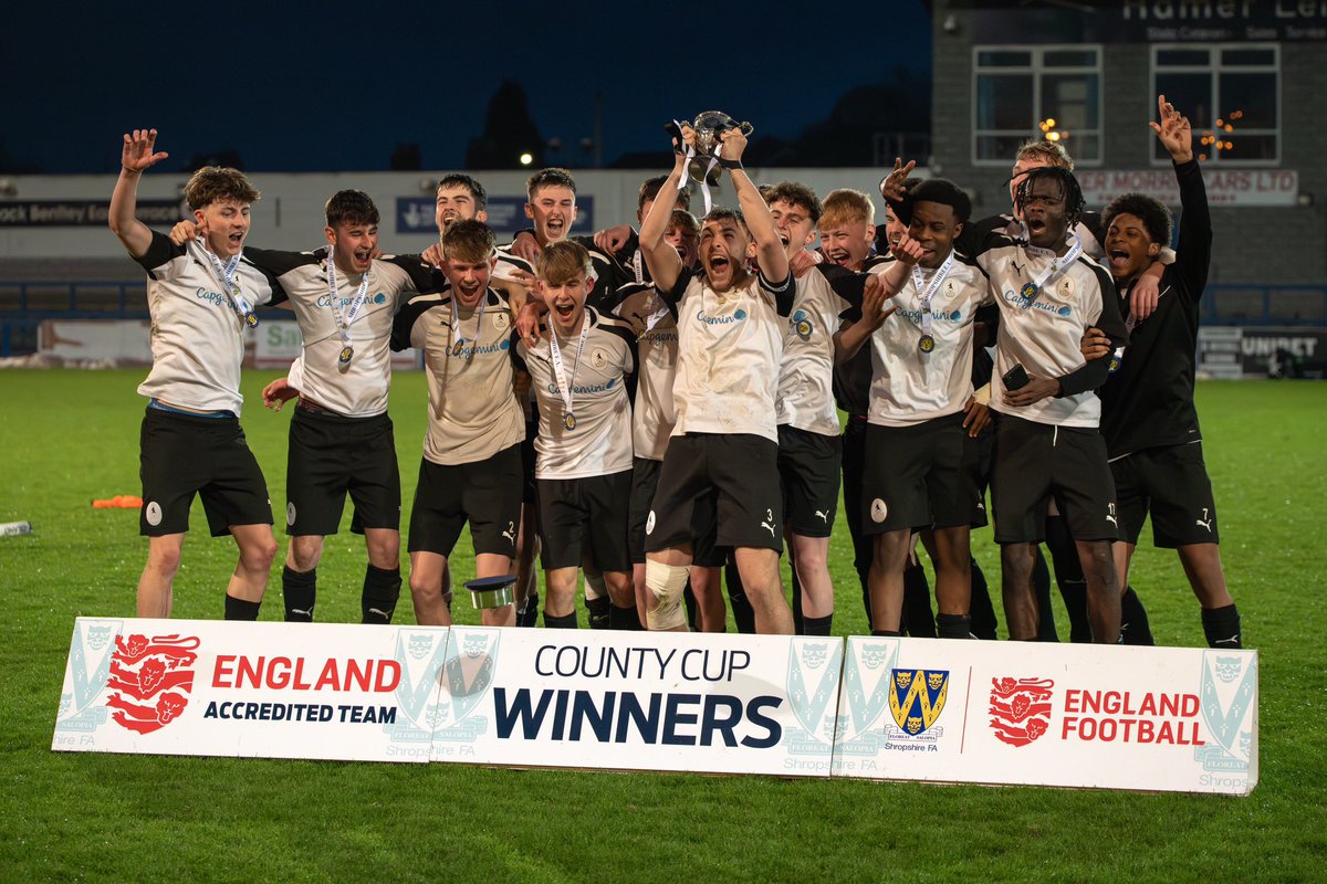 Is it even a proper trophy lift, if you don’t break the trophy in the process? <a href="/AFCTELFORDu18/">AFC Telford United U18</a> <a href="/DCSportsPhotoUK/">DCSportsPhotographyUK</a>
#grassrootsfootball
<a href="/ShropshireFA/">⚽️🏆Shropshire FA🏆⚽️</a> 
#TakeYourChance