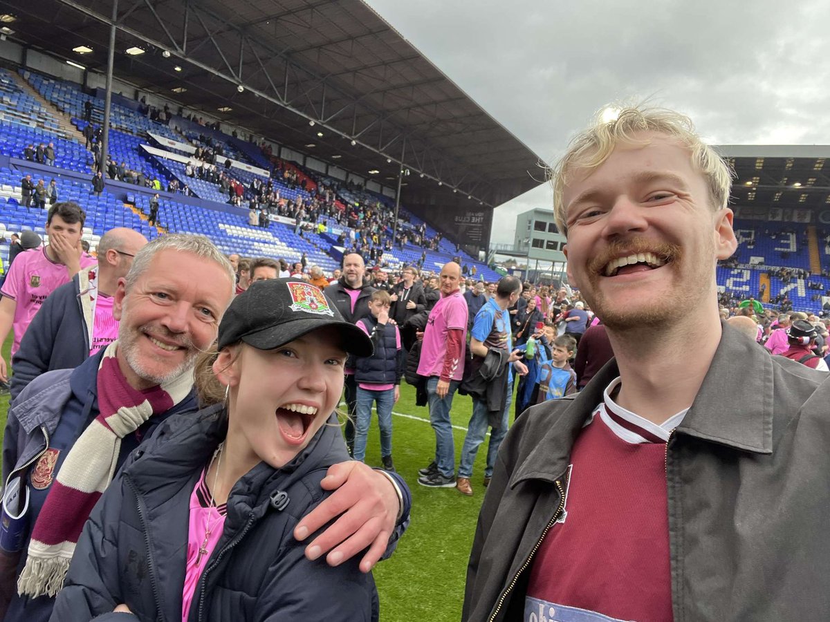 JanieHardman06's tweet photo. Am I crying? Yes. #ProudToBe https://t.co/yLG3scNIbD