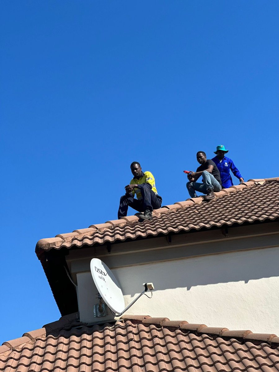 vhusha's tweet photo. 8kva with solar panels https://t.co/4OR5RpZbNu