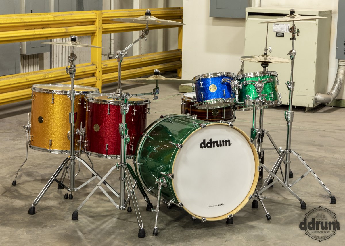 Let's check out #ddrum artist Mikal Cox's new kit for the upcoming Psychotherapy Tour this summer with Coal Chamber! ddrum Dios Maple with 8x12 and 7x10 rack toms. 14x16 and 16x18 floor toms. 20x22 bass drum and 6.5x14 Zebra Striped snare drum.