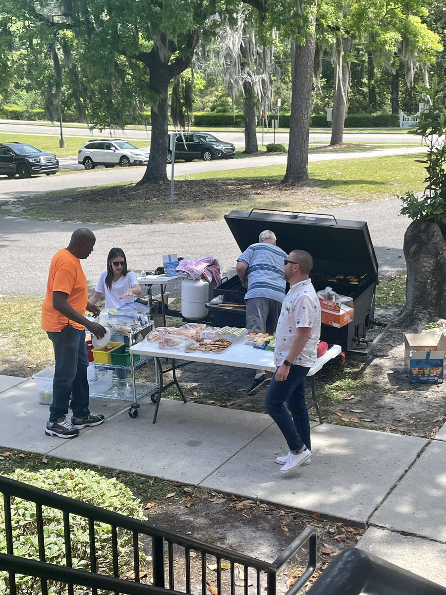 Happy Staff Appreciation Week!!  Our community is already showing so much love on Day 1!!  Thank you to Port City Community Church for providing a delicious lunch to our staff!!!  Thank you for loving our staff!!  <a href="/NewHanoverCoSch/">New Hanover County Schools</a> <a href="/KimFoleyEDU/">Kimberly Foley</a> <a href="/Lespinosa529/">luis espinosa</a>
