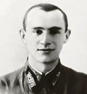 Кто-то резонно заметил, что военные фильмы советского периода не превзойти -  в них актёры-фронтовики не играли, а заново проживали войну:

• ст. сержант ЮРИЙ НИКУЛИН,
• лейтенант ПЕТР ТОДОРОВСКИЙ,
• гв. рядовой МИХАИЛ ПОГОРЖЕЛЬСКИЙ,
• гв. старший лейтенант ЗИНОВИЙ ГЕРДТ