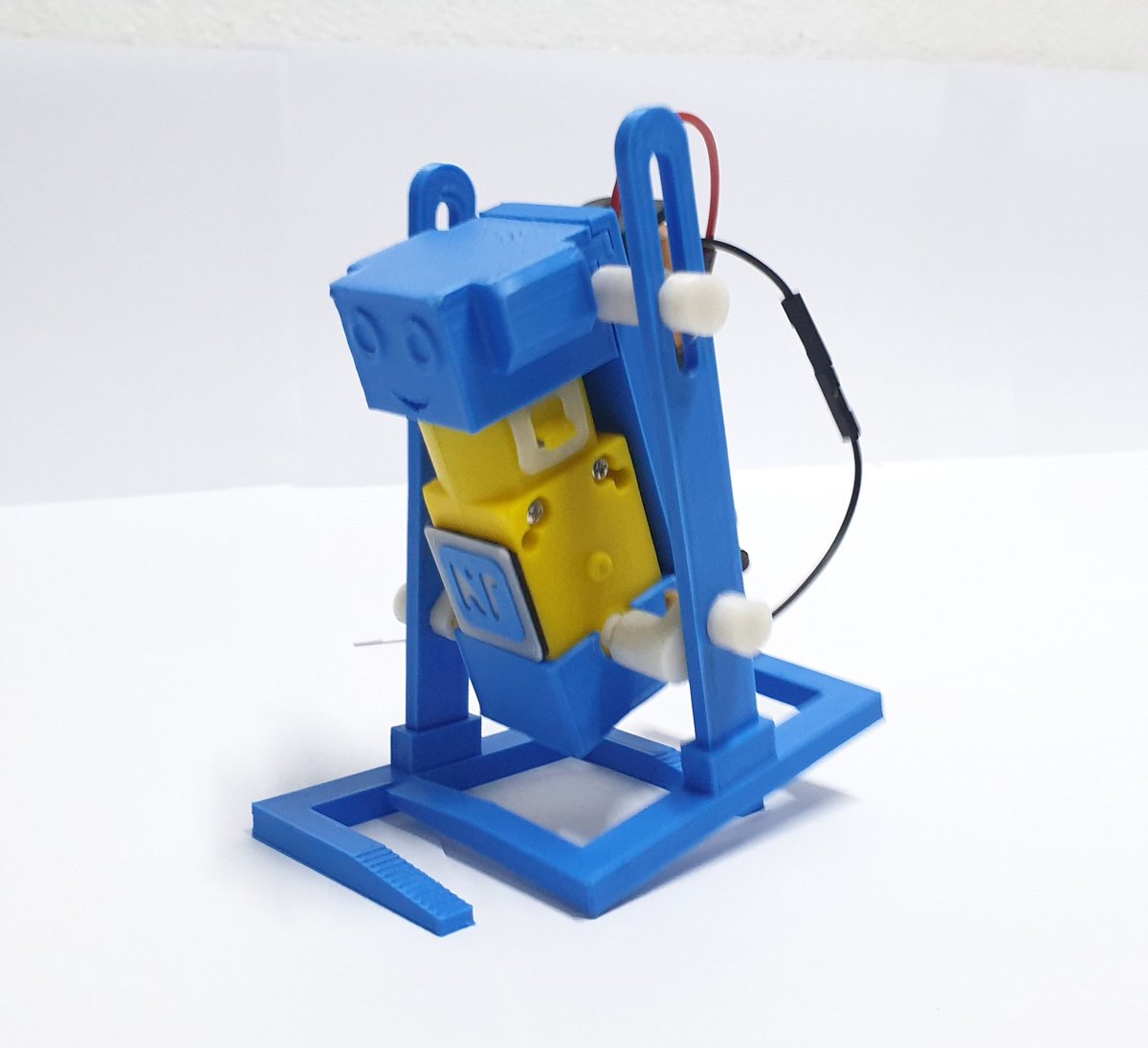nervtek_cii's tweet photo. Students and users of this product will learn topics ranging from Electronics, Renewable Energy (Solar), Mechanics, Robotics, and more.
@NervtekEdu #nTron #electronics #robotics #solarenergy #DIY #STEM #STEAM #nBot #learning #educators #students https://t.co/zjDFnU8b1T