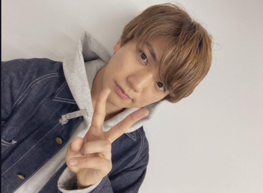 𝟮𝟴 tweet media