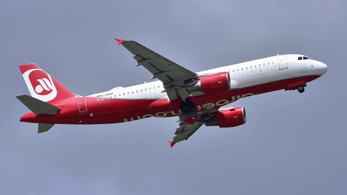 Schmid Bros. Pictures on Twitter "Sundair (Air Berlin Livery) DASGK