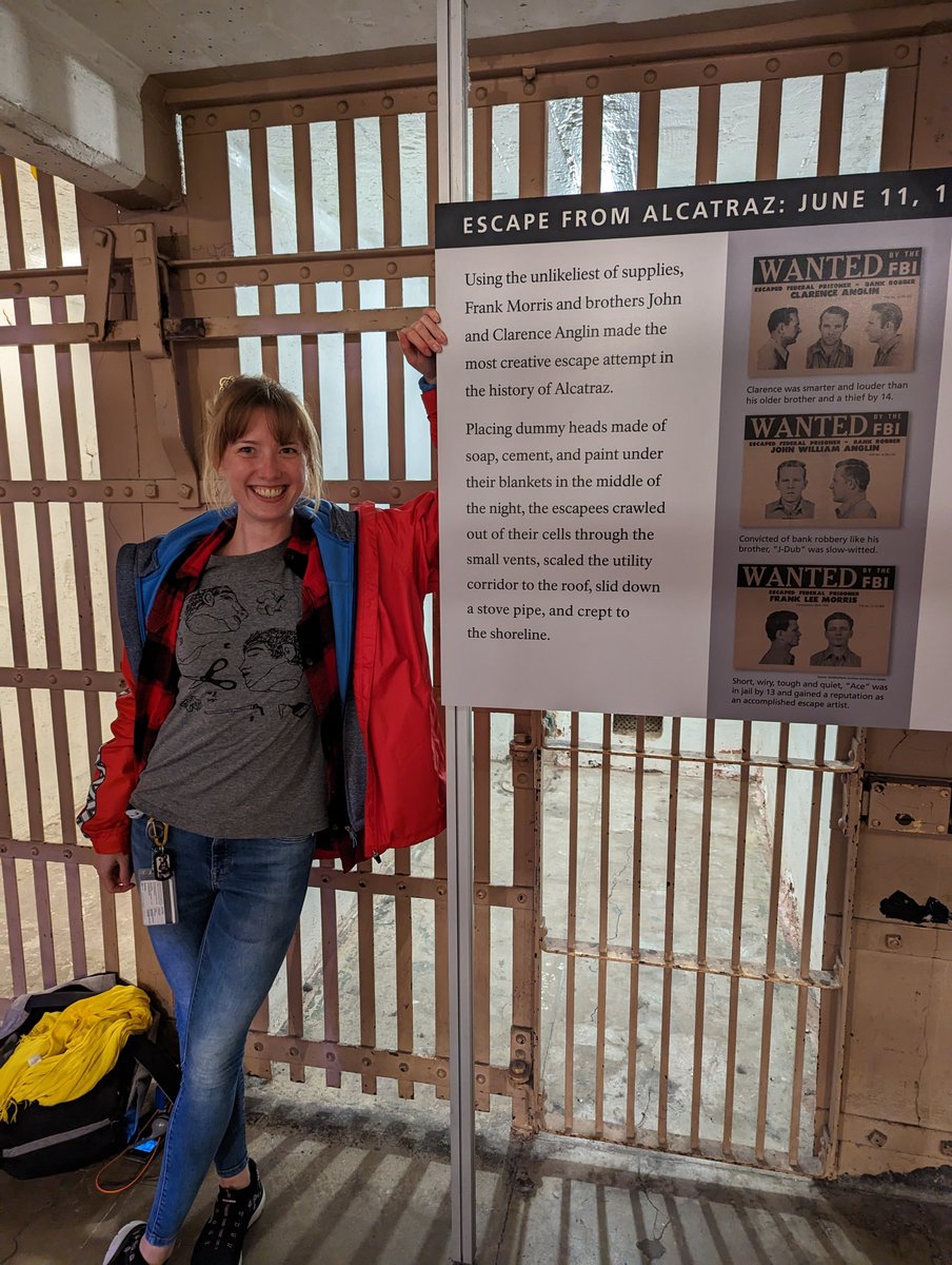 aldlatour's tweet photo. 1/ Check this out, @CriminalShow & @PhoebeVJudge : I went to the "Escape from Alcatraz" exhibition in my "The Escape" T-shirt by @YSSRSCreative!
I never thought that I would ever visit California, but here I am! 🤓
#Podcasts #PostdocLife #Travel #ThisIsCriminal https://t.co/q74BwTlxdz