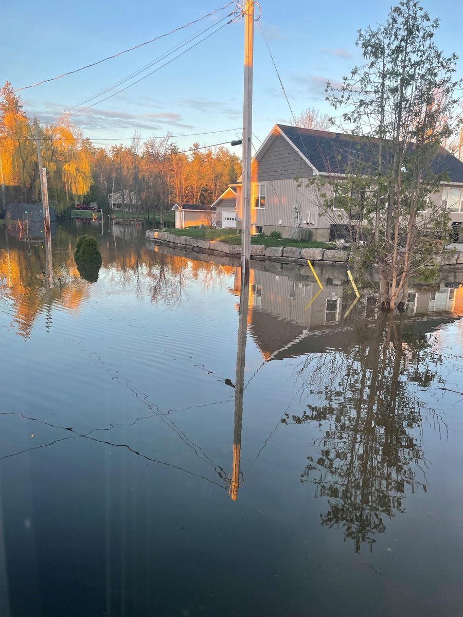 OPP_ER's tweet photo. With the water levels being exceptionally high, in &amp; around #Renfrew County, #RenfrewOPP and the Township of Whitewater Region are asking anyone operating a vessel in the area to be mindful of the potential damage their waves may be causing to residents. ^br #SpringFloods https://t.co/Q323LWPxHi