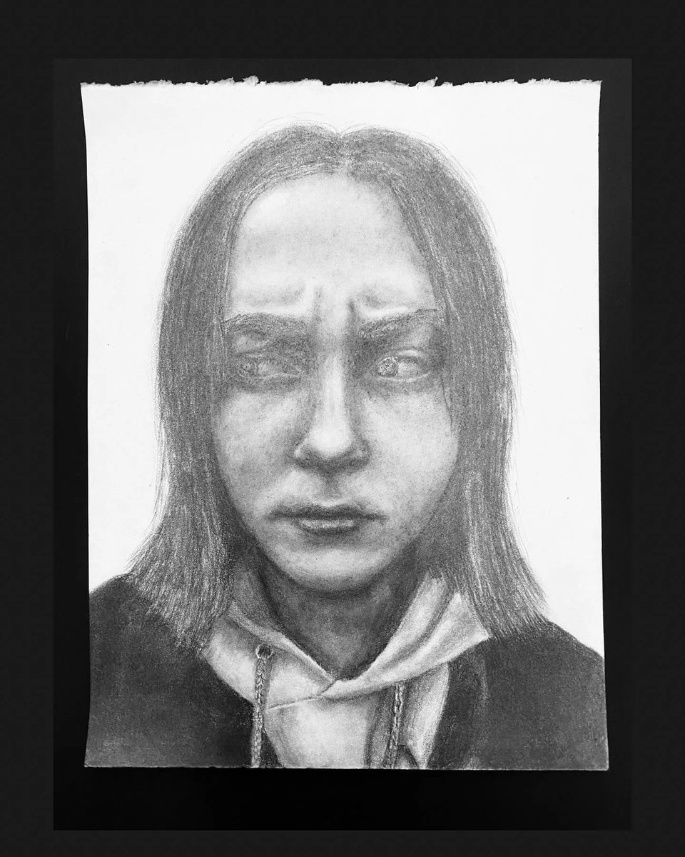 NtlPortfolioDay's tweet photo. "When friends draw each other, the results are stunning!"
We couldn't agree more @saunders_art_and_design (on IG) 🥰 #hsart #hsartteacher #hsartstudents #highschoolart #highschoolartstudents #highschoolartteacher #art #arted #arteducation #portfolioprep #portfolioreview #NPDA https://t.co/kQgOqahYZu