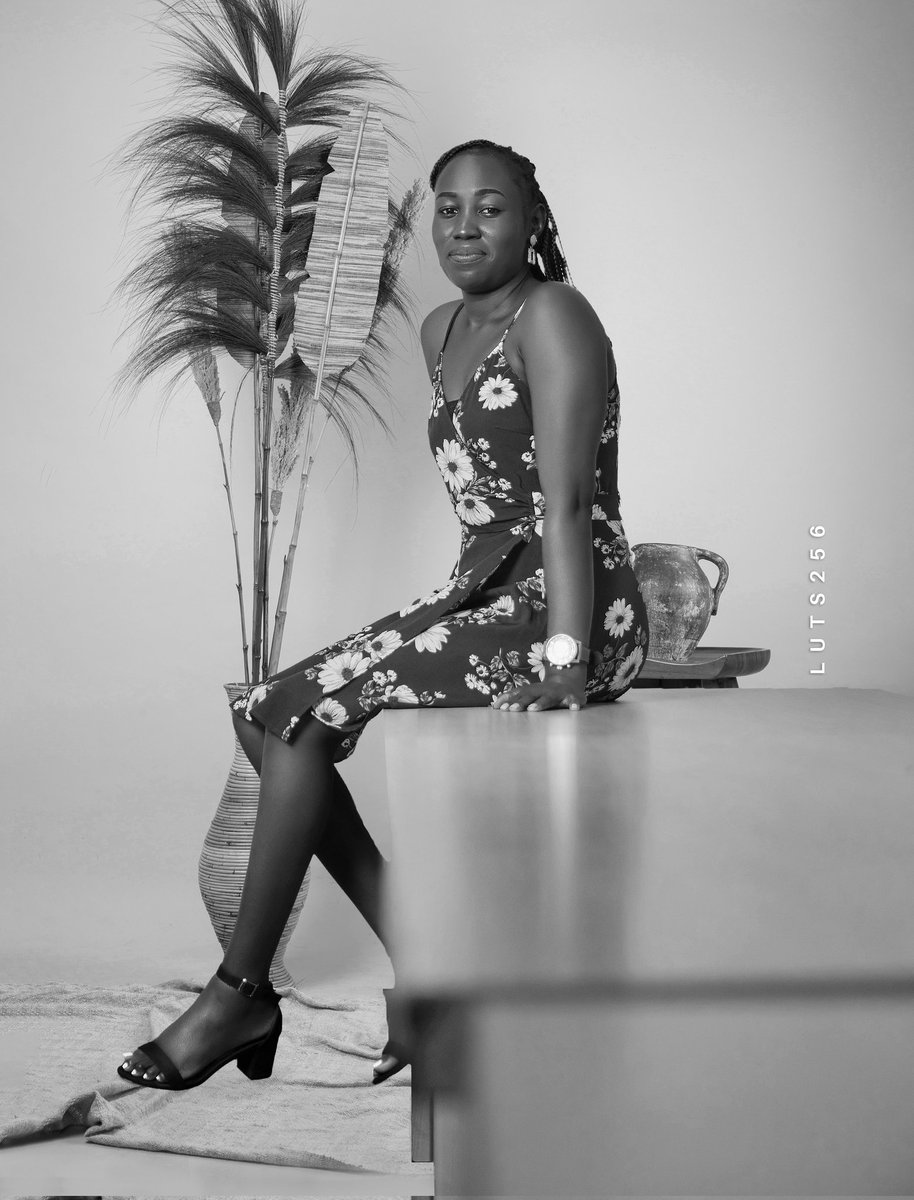 luts256's tweet image. #portrait #portrait_perfection #portrait_shots  #portraitmood #portraits_ig #model #eyes #beautifuleyes #gameoftones #tones #turbanistaparis #vintage #melanin  #brownskin #naturallight #kampala #uganda #ugandanphotographer #photographer #portraitphotography #portraits