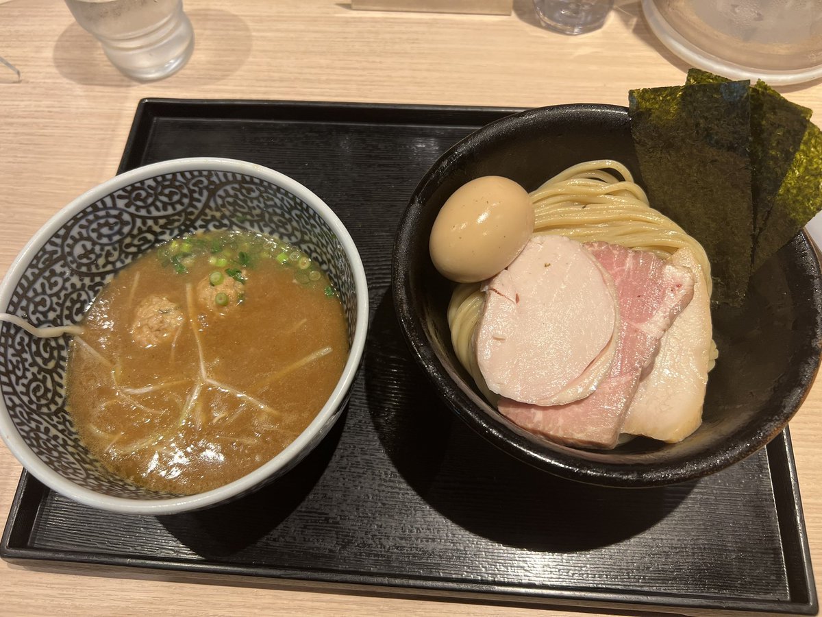 #ラーメン　#つけ麺　#家系ラーメン
#王道いしい　#一燈　#百名店
 共に美味しすぎてまいっちゃう🤤
王道いしい初訪問でした🙆
一燈のつけ麺好きだなぁ🤤