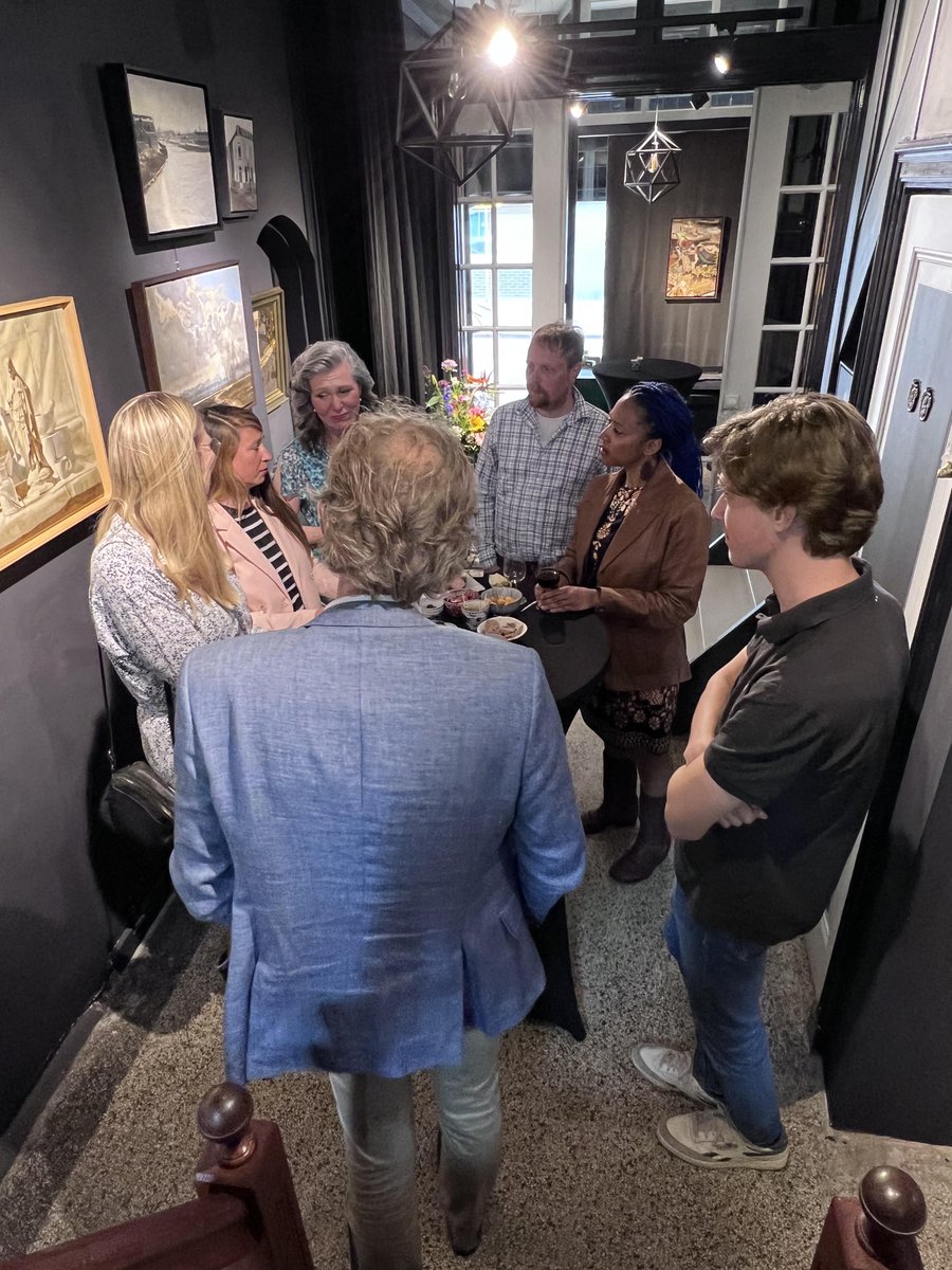 zokitzar's tweet photo. We had a great time  @wggalerie  on 6th of May for the opening of my solo show.
Drop in until 25th of June to see 31 of my paintings @GemDordrecht 
#art #artist #drawing #painting #arte #breda #realismart #schilderij #kunstenaars #tentoonstelling #dordrechtcity #bredacity https://t.co/syqe9q6gZV