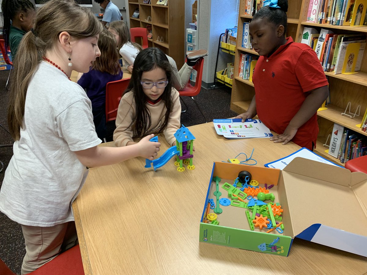 Sarah Pomeroy tweet media