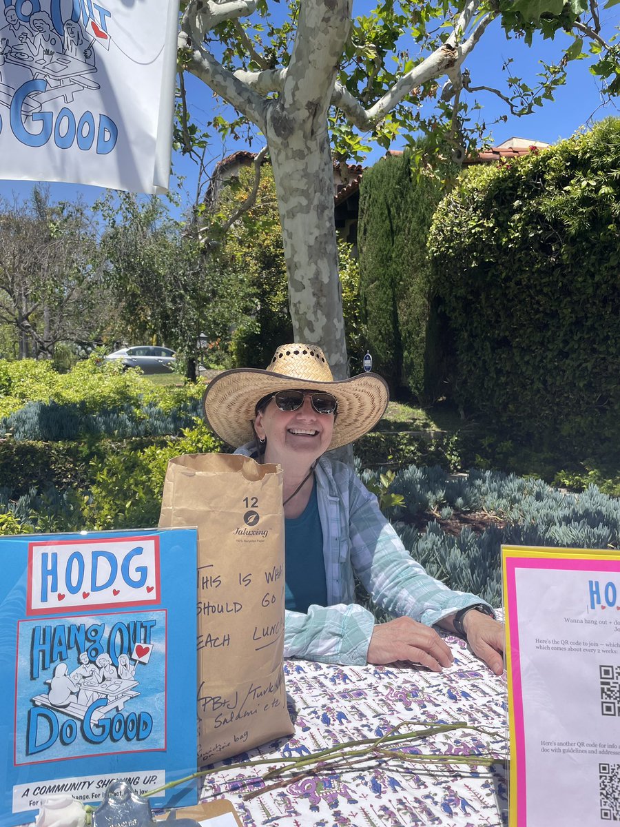 HangOutDoGood's tweet photo. Great energy at the Eco Fair! https://t.co/DhVHzgrErM