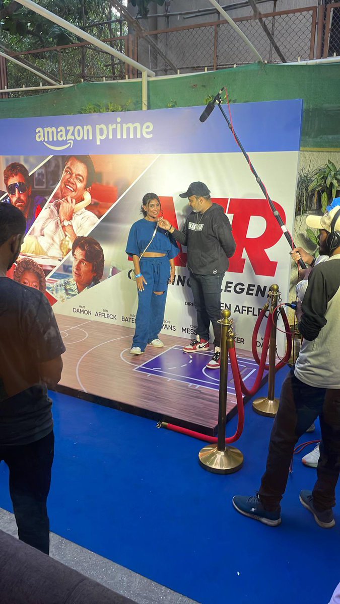 RT <a href="/maliniagarwal/">Malini Agarwal</a>: Absolutely LOVED #Air the incredible story behind the origin of #AirJordan by <a href="/Nike/">Nike</a>. #MattDamon #BenAffleck #JasonBateman #ChrisTucker #ViolaDavis all incredible! Thanks <a href="/mihirjoshimusic/">Mihir Joshi</a> <a href="/rannvijaysingha/">Rannvijay Singha</a> <a href="/SoleSearchIndia/">SoleSearch</a> watch it on @P…