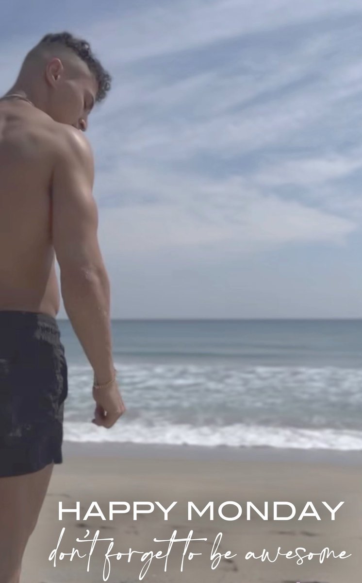 Happy Monday!  Don’t forget to be awesome ✨