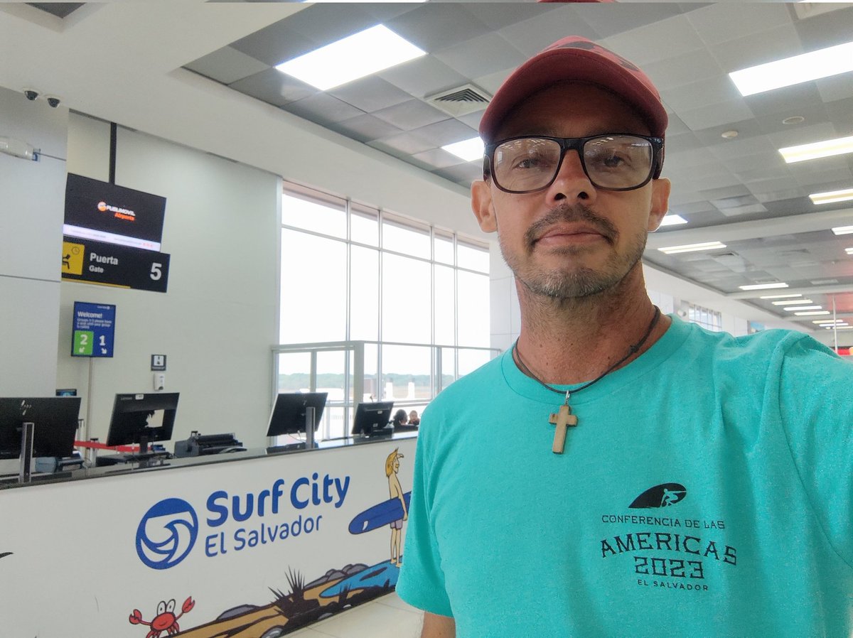 mikeallbutt's tweet image. After 5 days at the CS conference in El Salvador, I am heading back home to #puertoescondido #mexico