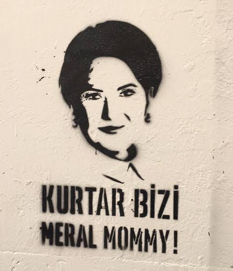 CmnOzr's tweet photo. @meral_aksener @iyimuratpasa Son 6tııııııııııı.. 😁 https://t.co/9R9VcSf4sC