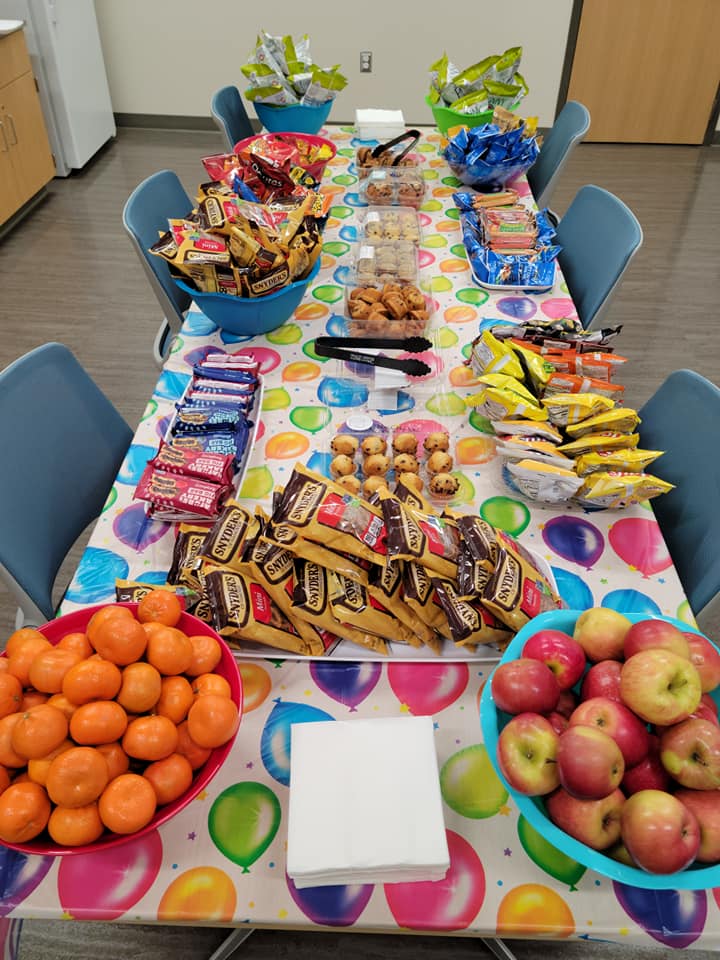 ACLPTSA's tweet photo. Kicking off Teacher Appreciation Week with Monday Snack Day! https://t.co/Zhfzsm34j4