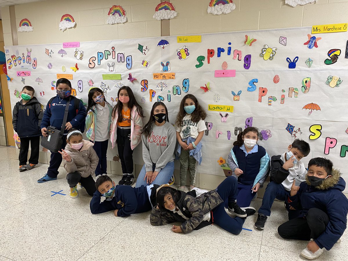 Ms. Cook tweet media