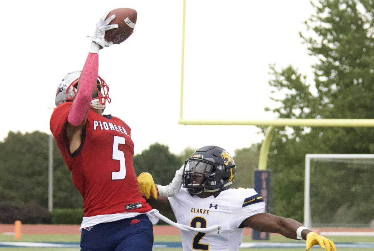 dontaeburch24's tweet photo. #AGTG I’m blessed to have receive my first offer from @MNUFootball_ after a great camp @Varsitycombine1 and a great conversation with @Coach_SambolMNU and @CoachCollinsCj I’m blessed to have receive an offer from @MNUFootball_. @CPA_Football @Coach_BurtonCPA @Coachtdhammack @JPRockMO