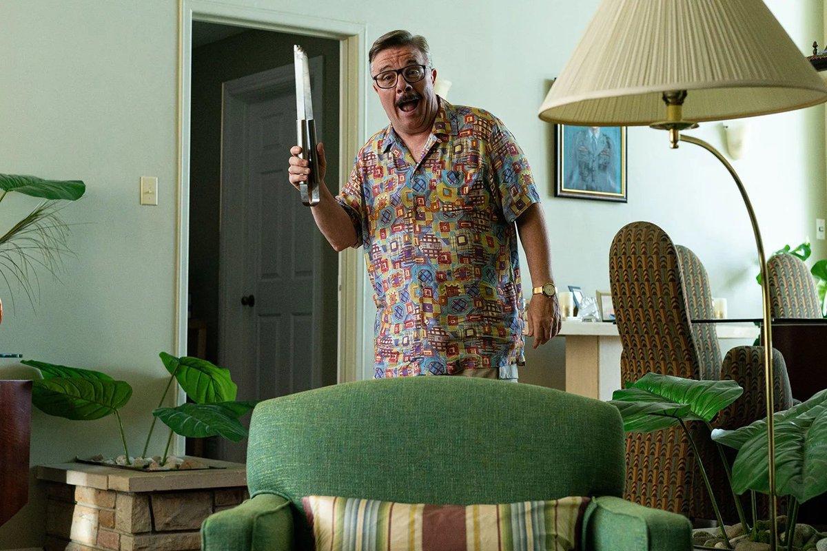 Nathan Lane being just a *bit* too cheerful in Beau Is Afraid is something that I needed.