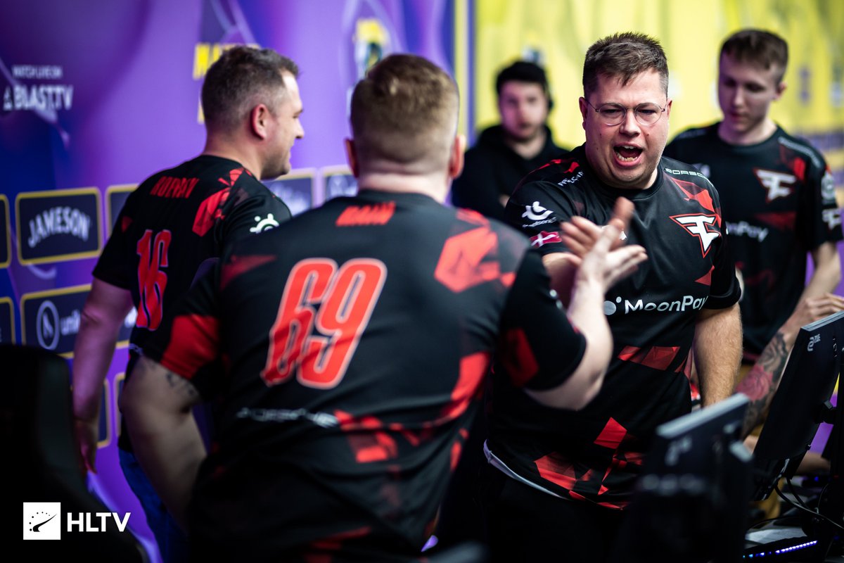 FaZe Clan tweet media