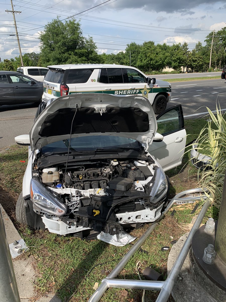 Ms. Jenni tweet media