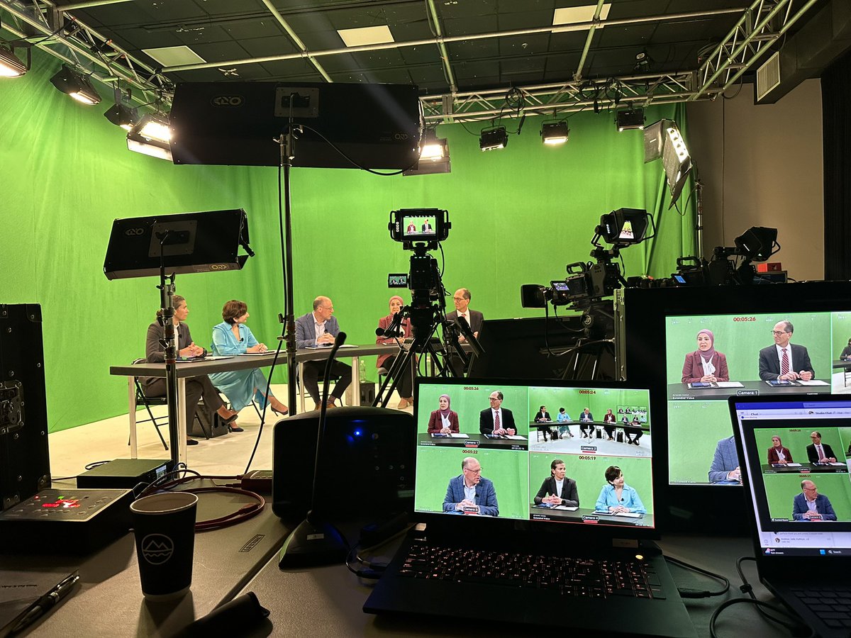 Melissa Kaplan (@melissakaplan01) on Twitter photo Kicked off my morning at #DDW2023 with <a href="/HCPLiveNews/">HCPLive</a> and the experts <a href="/DavidHudesmanMD/">David Hudesman</a> <a href="/MLongMD/">Millie Long</a> <a href="/IBD_Afzali/">Anita Afzali MD, MPH, MHCM, FACG, AGAF</a> <a href="/MaiaKayalMD/">Maia Kayal MD</a> <a href="/MRegueiroMD/">Miguel Regueiro</a> filming an âExperts Perspectives on Mgmt of Crohnâs Disease and UCâ Fantastic discussions among colleagues. Kicked off my morning at #DDW2023 with <a href="/HCPLiveNews/">HCPLive</a> and the experts <a href="/DavidHudesmanMD/">David Hudesman</a> <a href="/MLongMD/">Millie Long</a> <a href="/IBD_Afzali/">Anita Afzali MD, MPH, MHCM, FACG, AGAF</a> <a href="/MaiaKayalMD/">Maia Kayal MD</a> <a href="/MRegueiroMD/">Miguel Regueiro</a> filming an âExperts Perspectives on Mgmt of Crohnâs Disease and UCâ Fantastic discussions among colleagues.