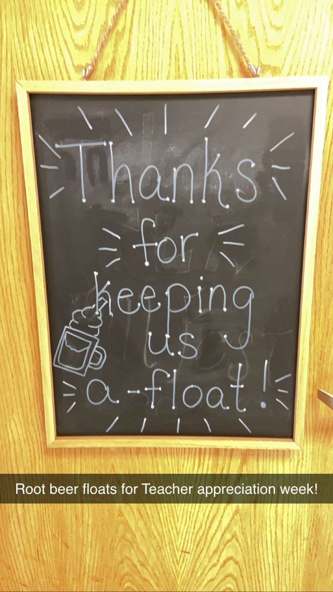ConservativeGG3's tweet image. Root beer floats for Teacher Appreciation Week! My work day &amp;gt; yours! 🍎📖❤️#TeacherAppreciationWeek2023 #RootBeerFloat #SweetTreat #BestJobEver