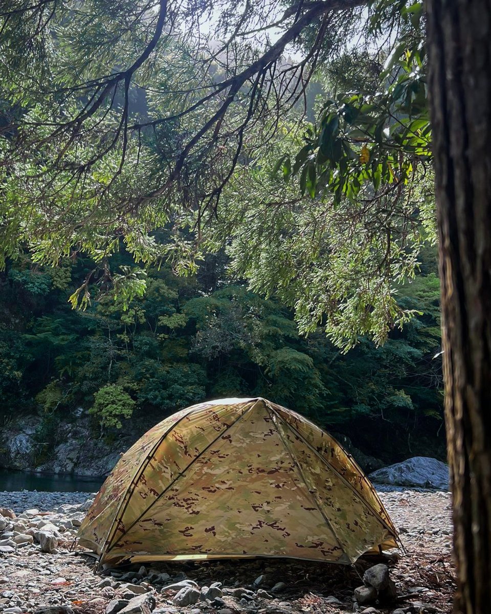 What makes the trek into the backcountry worth it? Less competition for the best spots.

--
📸: cyapingsan on IG
#LiteFighter #FutureOfFieldcraft #SurvivalGear #CampingTent #FindMeOutside #TheGreatOutdoors #Fieldcraft #Survival #OnePerson #CampTent #NewTent