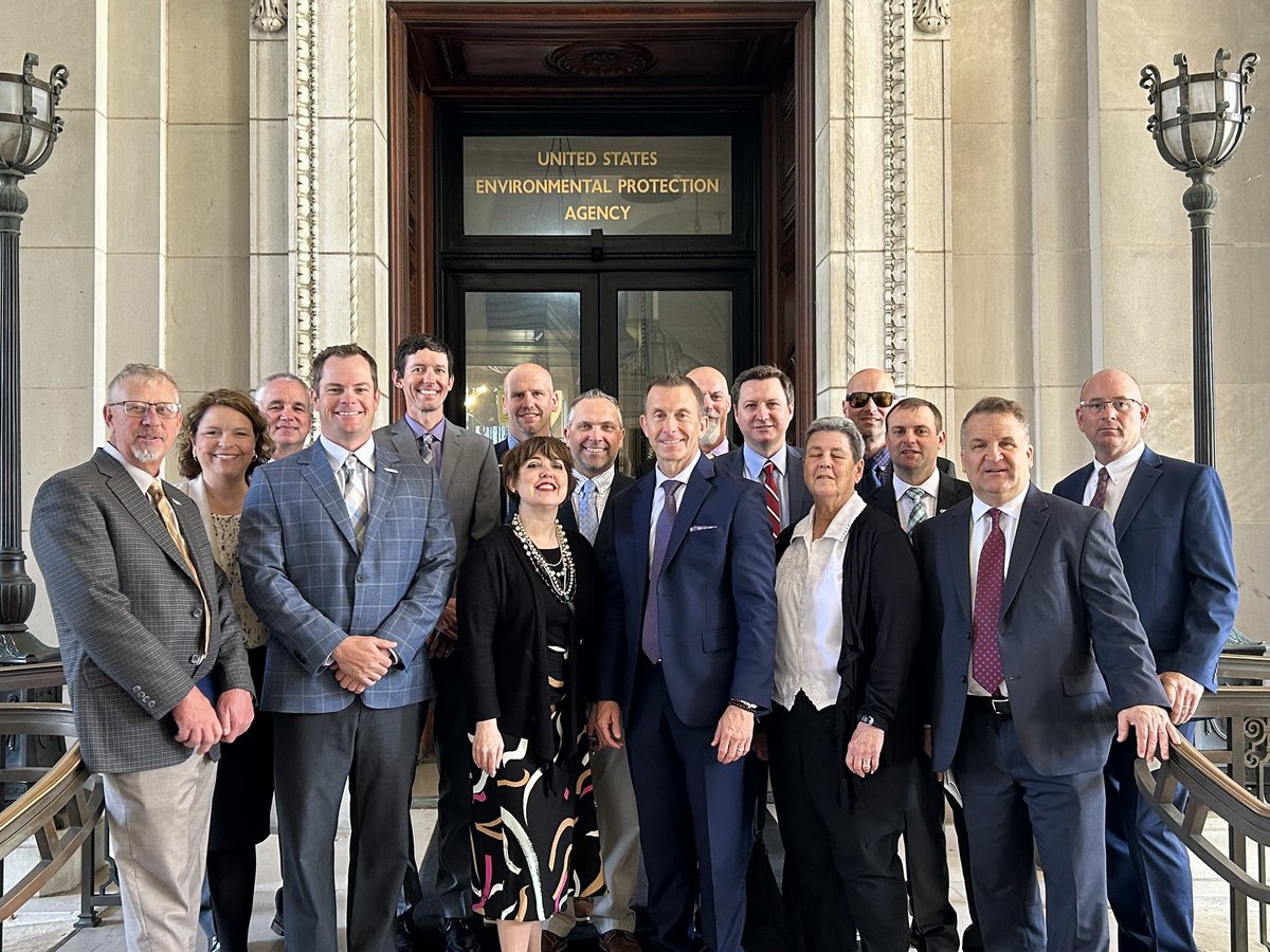 GCSAA’s government affairs committee kickstarted its #NationalGolfDay meetings with a meeting with the @EPA to discuss golf course BMPs, @TheFirstGreen and beyond.