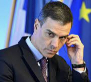 Fernand35932695's tweet photo. Le creísteis cuando dijo que no pactaría con Bildu.
Le volveréis a creer con lo de los viajes y las casas.
El problema no lo tiene él, lo tenéis vosotros. https://t.co/FinheseXmn