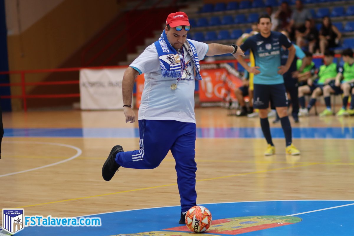 FS_Talavera's tweet photo. La última parada de ‘El Jugador Número Seis’ contó con la presencia de ATANDI https://t.co/kNUdSE3TVy https://t.co/2HIwbS7NJ2