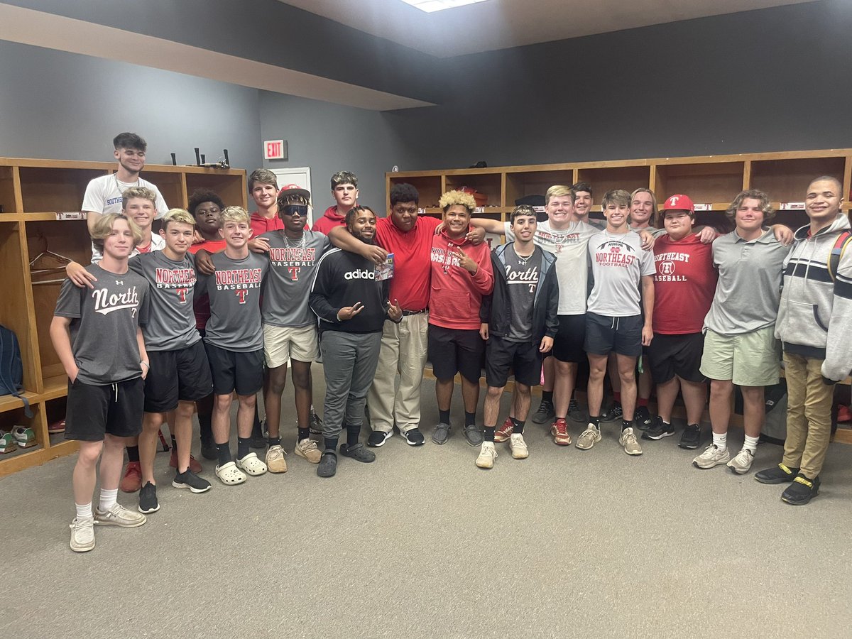 We are blessed in our program with 1 of the best managers any of us could ask for. Deandre Hunter is a blessing to our program and everyone he comes into contact with. Deandre is about to graduate so our guys were able to bless him with a graduation present today!