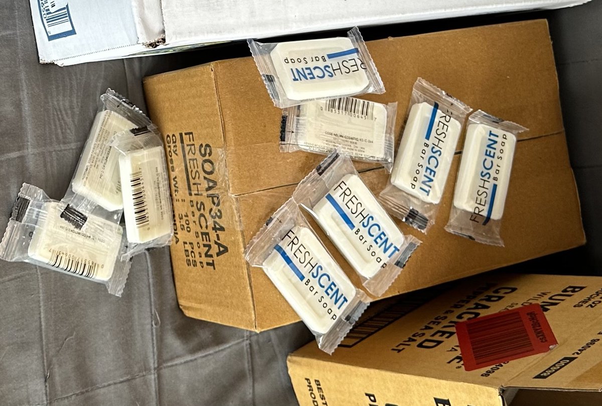 gohumanityworld's tweet image. GO Team Atheists Helping the Homeless Phoenix holds twice-monthly giveaways of toiletries and hygiene items to #unsheltered people in a downtown park in #Phoenix, #Arizona. 

Learn about the team: gohumanity.world/team/atheists-…

#homeless #unhoused #volunteering #atheist