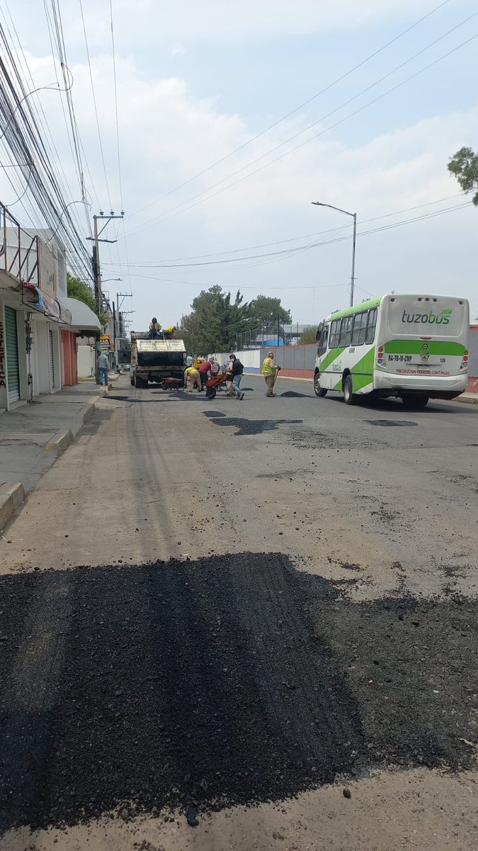 Pachuca_SOPDUVM's tweet image. Continuamos trabajando, aplicamos el #ProgramaDeBacheo como lo ha instruido nuestro Presidente Municipal Sergio Baños, en esta ocasión en la colonia Juan C. Doria
#PachucaAvanzaContigo l H. Ayuntamiento de Pachuca