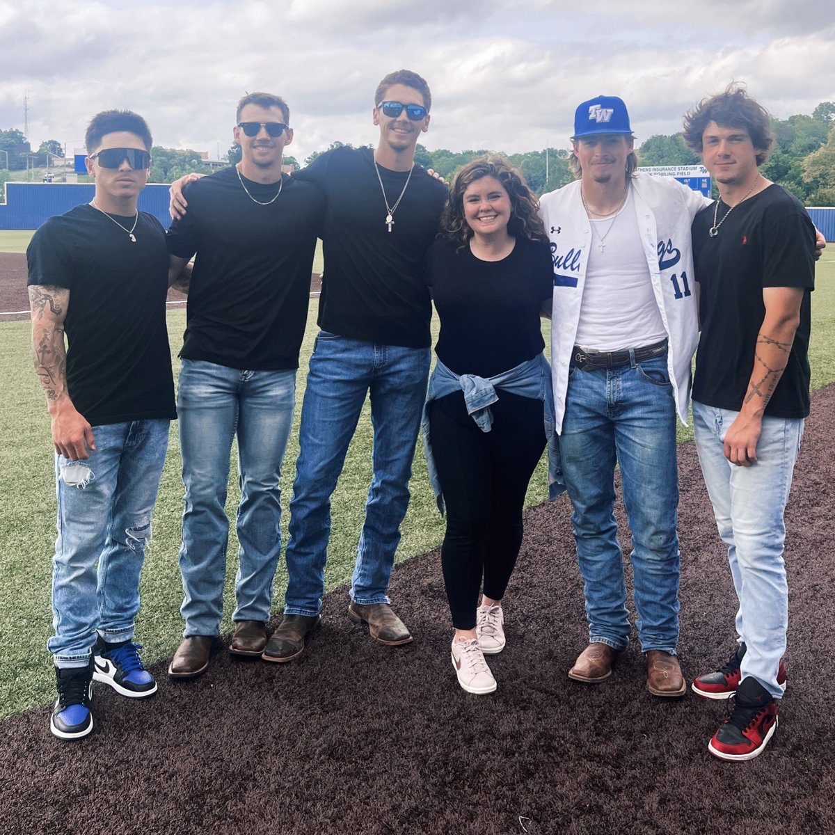 I’ve only known you for 1-2 years (2-3 seasons), but there’s so many memories wrapped into that short period of time! I’m so the thankful for each of you! 

Now, find what motivates you.  Focus.  And go get what you’ve worked all season long for.  One game at a time! ⚾️🤙🏼