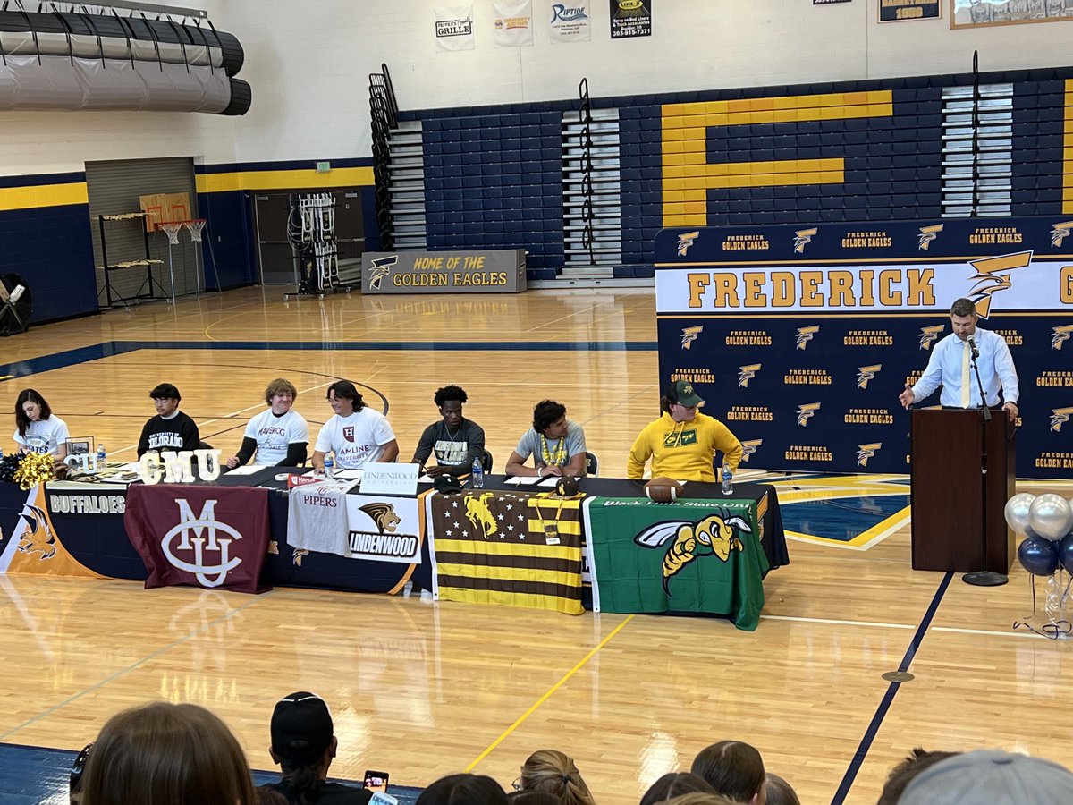 Congratulations to outstanding Frederick HS seniors signing to play college sports! Excellent academically and athletically. Good luck! #StVrainStorm ⁦<a href="/SVVSDsupt/">svvsdsupt</a>⁩ ⁦<a href="/SVVSDdeputy/">Jackie Kapushion, Ed.D.</a>⁩ ⁦<a href="/Frederick_HS/">FrederickHSGoldenEagles</a>⁩ ⁦<a href="/goSVVSD/">Chase McBride</a>⁩