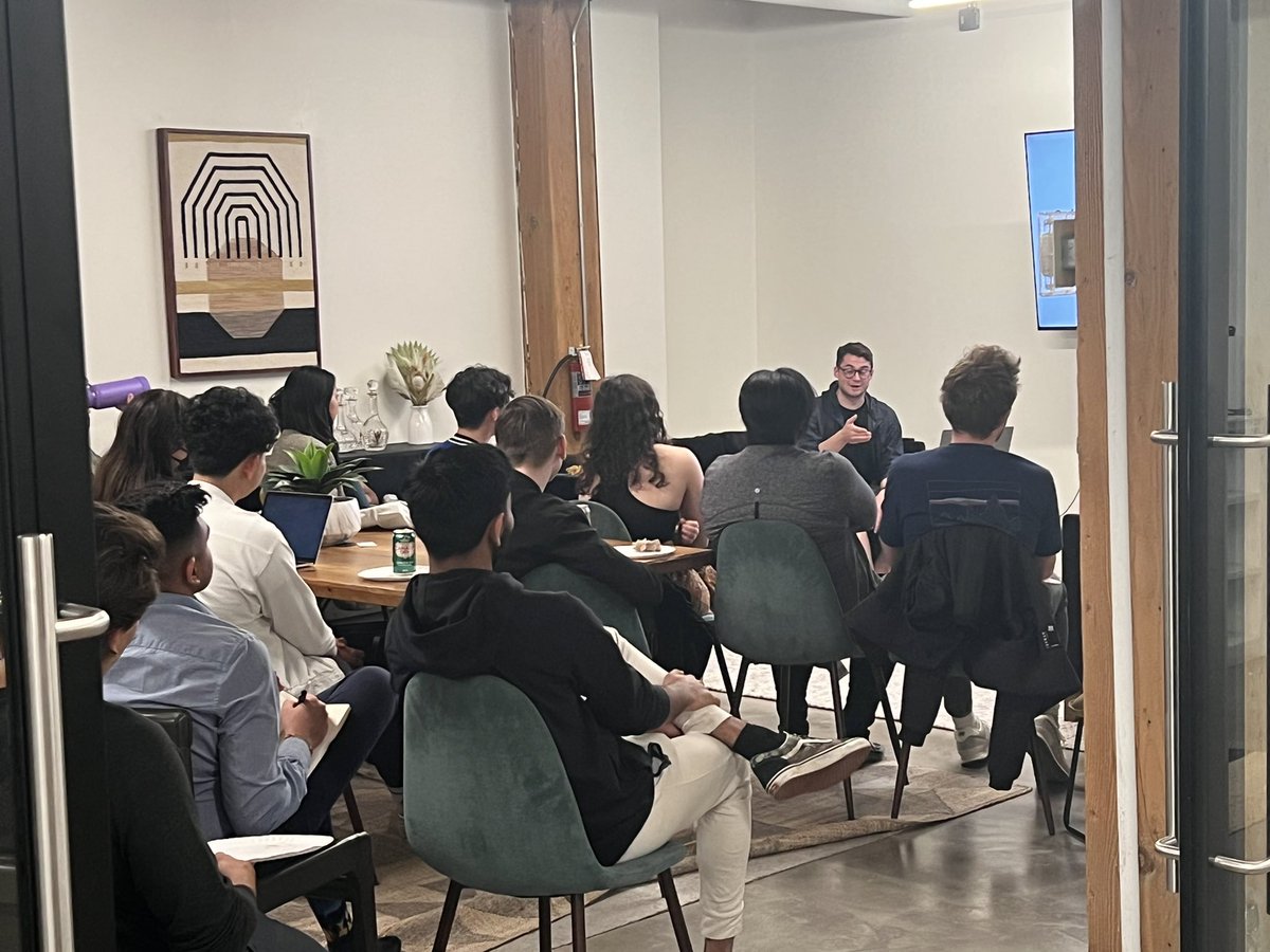 alexmcgregor22's tweet photo. So enjoying hearing the @voiceflow story from @ReamBraden including fun @NEXT_Canada memories. Thanks for hosting us! https://t.co/wp9WRyDsJ0