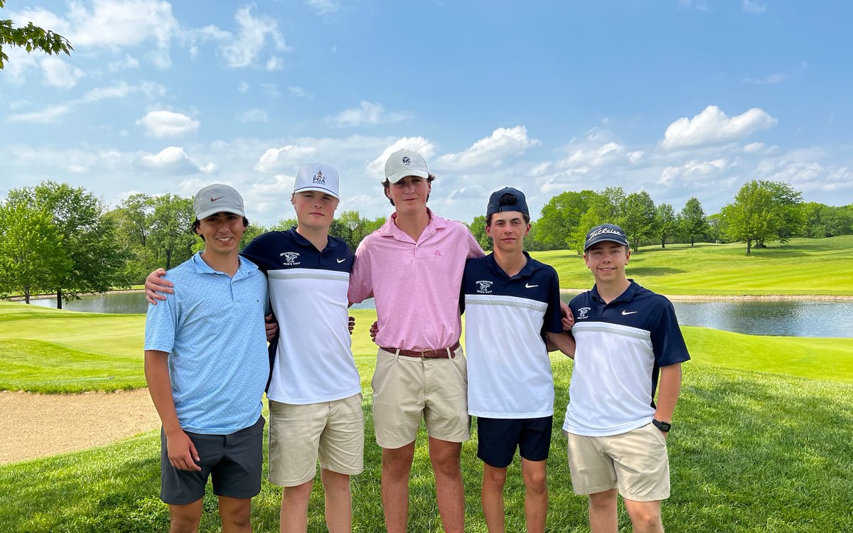 GolfWca's tweet photo. The team played some of their best golf of the season @ the District Tournament with Rhoads Hall leading the way with great round of 78! Fresh Charlie Kruse right behind with a solid 79! Came up short to qualify for State as a team but lot of potential to build on for next year! https://t.co/azvkSFTMxG