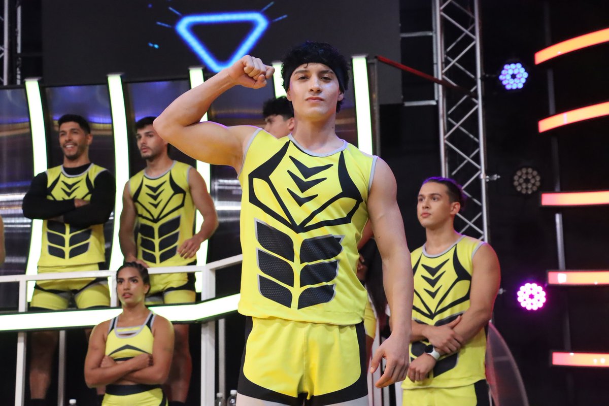 Calle_7PY's tweet photo. #AlanC7 es el primer amenazado de la Marea Amarilla 🟡💥

El #FunkyBoy podría ir al bote negro ⚫🤯

#Calle7Py 🔴🟡 https://t.co/LbYad1BZZa